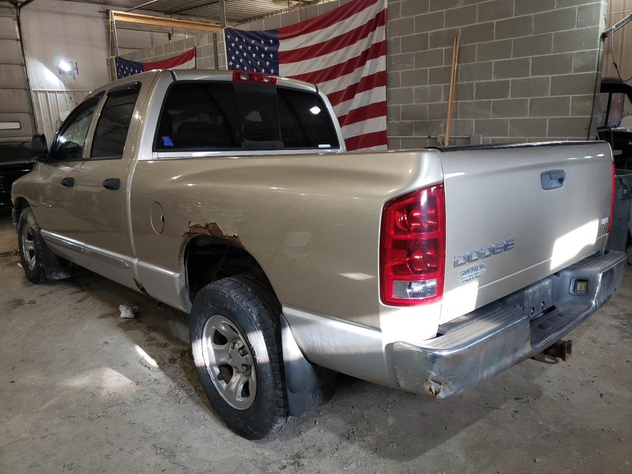 Photo 3 from auction – 2004 DODGE RAM 1500 S with VIN 1D7HA18D84J162266