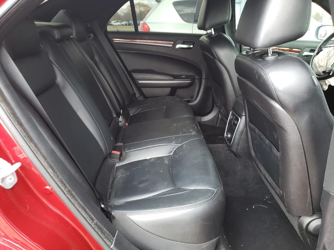 Photo 6 from auction – 2015 CHRYSLER 300 LIMITE with VIN 2C3CCAAGXEH354766