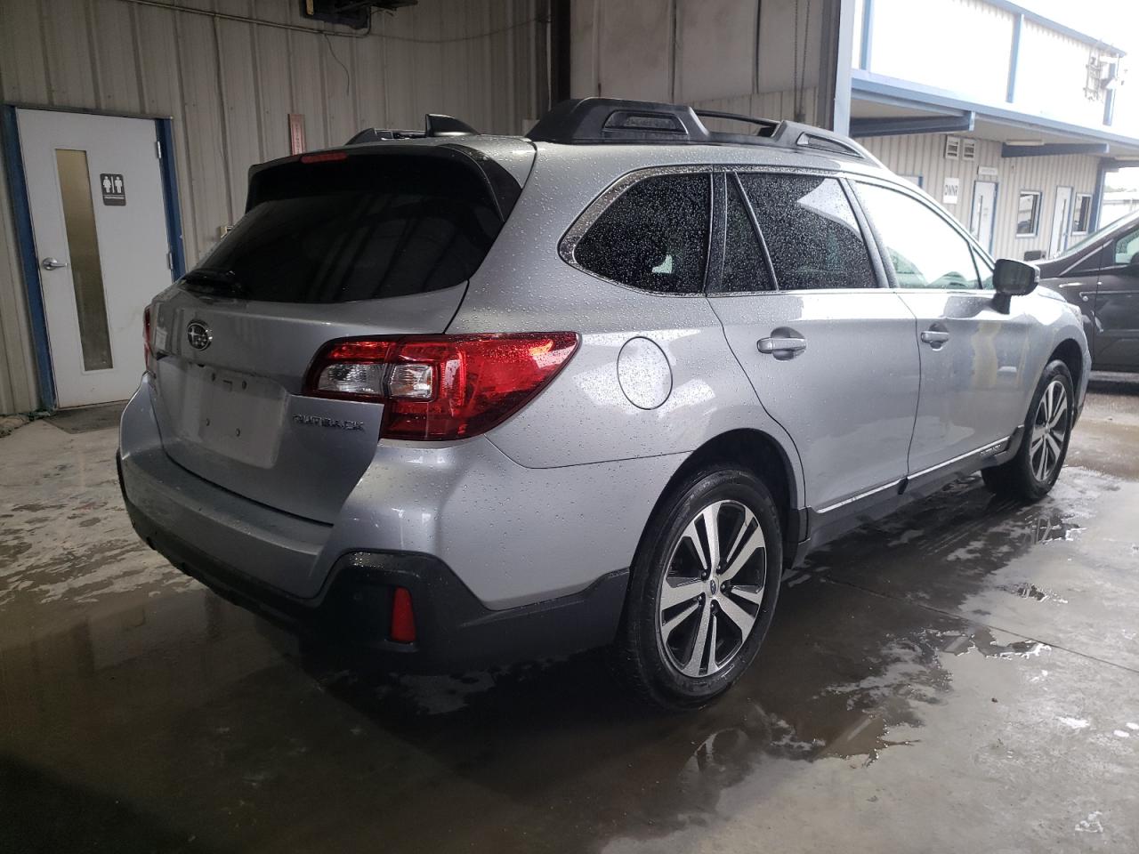 Photo 4 from auction – 2019 SUBARU OUTBACK 2. with VIN 4S4BSANC3K3373252