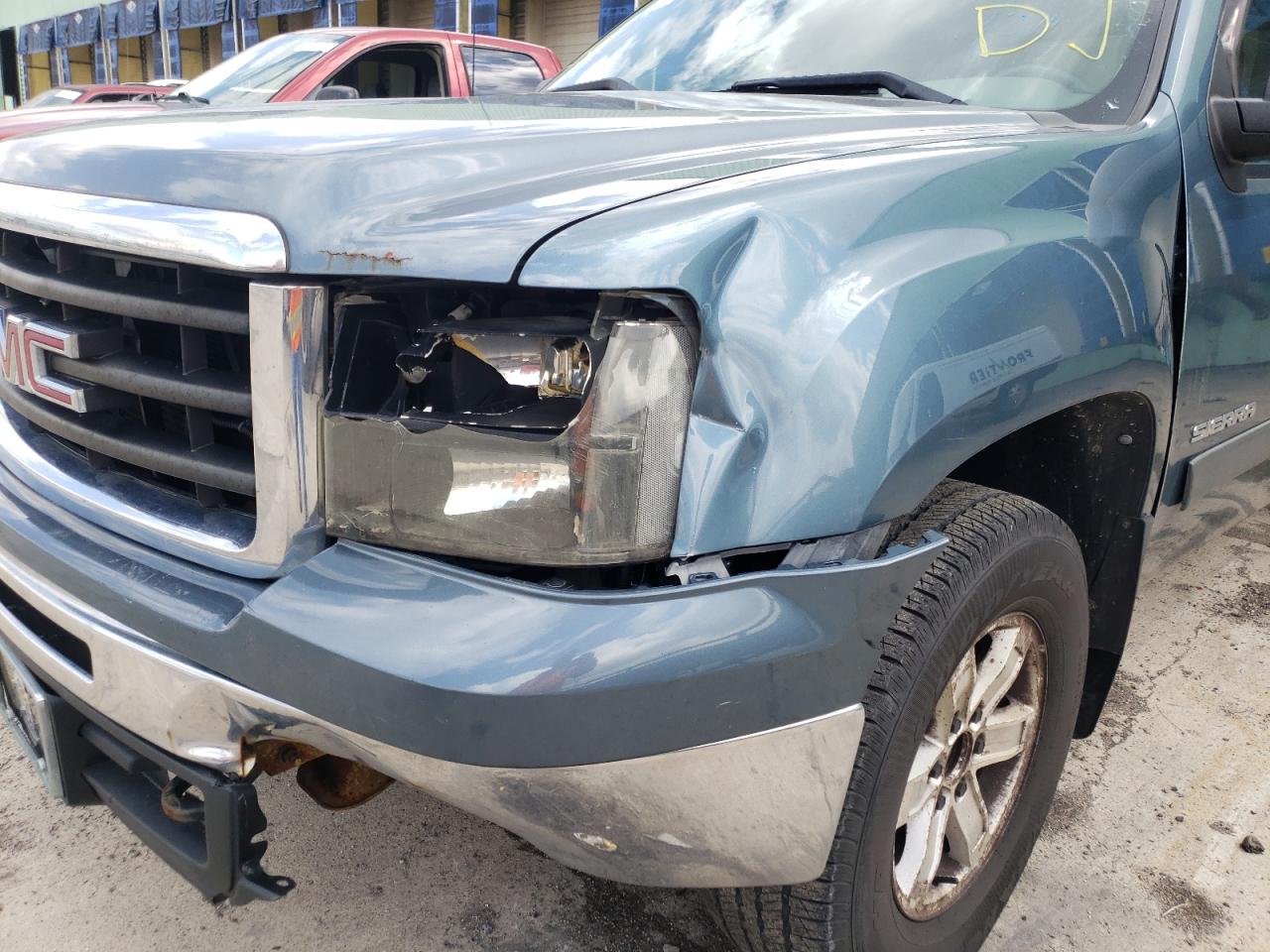 Photo 9 from auction – 2010 GMC SIERRA K15 with VIN 3GTRKVE31AG204904
