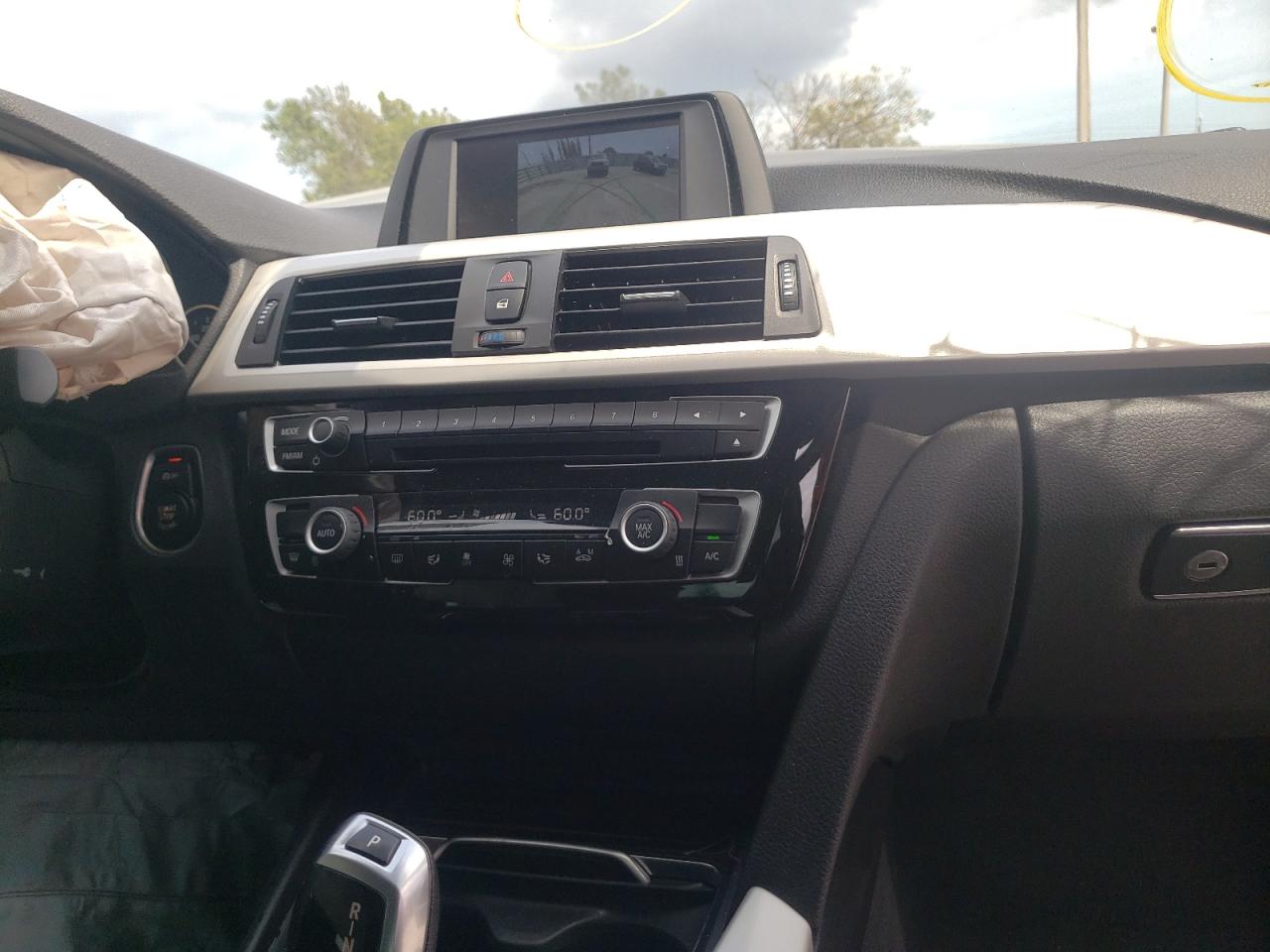 Photo 9 from auction – 2018 BMW 320 I with VIN WBA8A9C54JAH14706