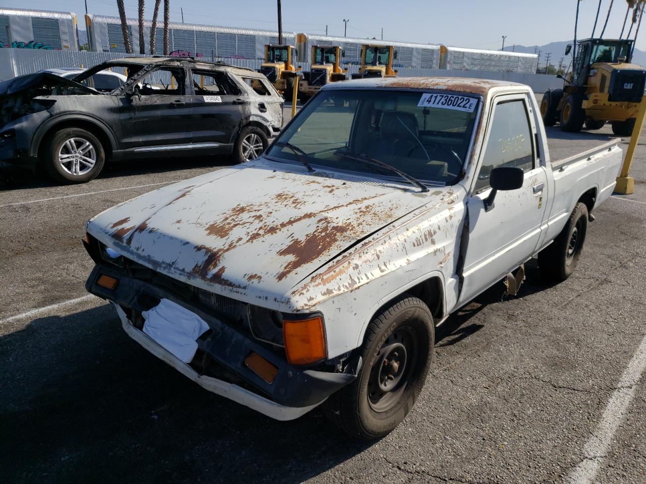 Photo 2 from auction – 1985 TOYOTA PICKUP 1/2 with VIN JT4RN50R5F0065388