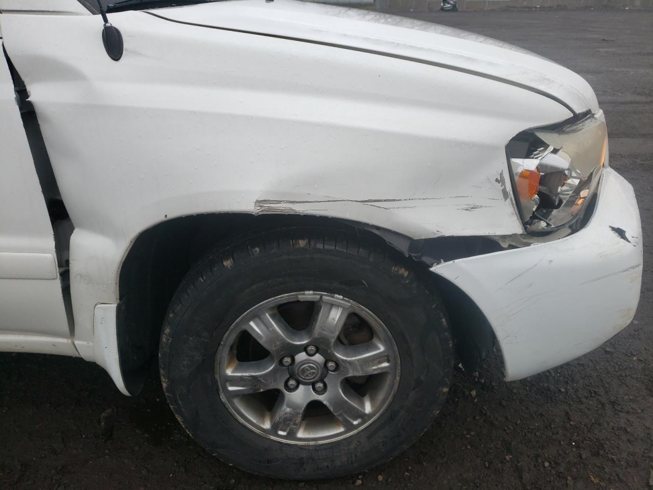 Photo 9 from auction – 2005 TOYOTA HIGHLANDER with VIN JTEEP21A250113620
