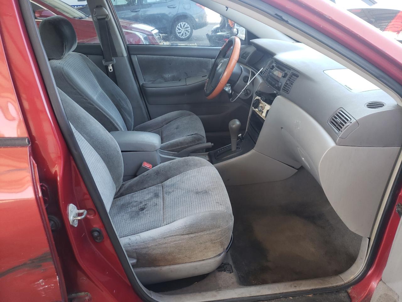 Photo 5 from auction – 2005 TOYOTA COROLLA CE with VIN 1NXBR32E75Z566872