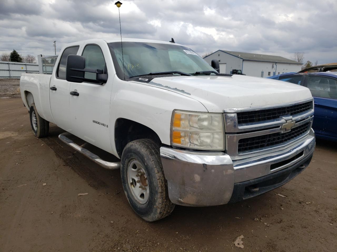 CHEVROLET SILVERADO 2009 with VIN 1GCHC43K59F117243 - Photo from auction