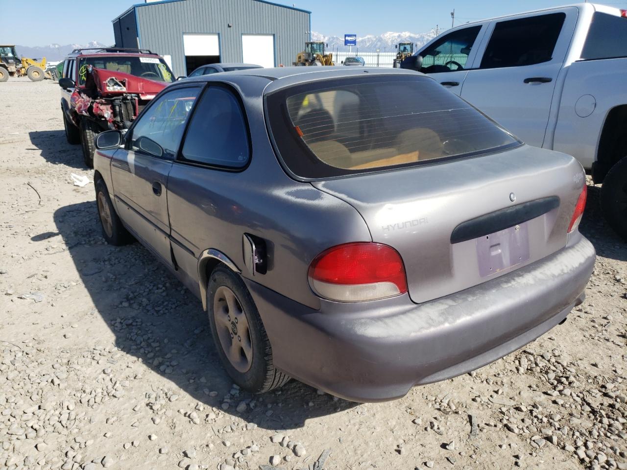 Photo 3 from auction – 1998 HYUNDAI ACCENT L with VIN KMHVD14N3WU333909