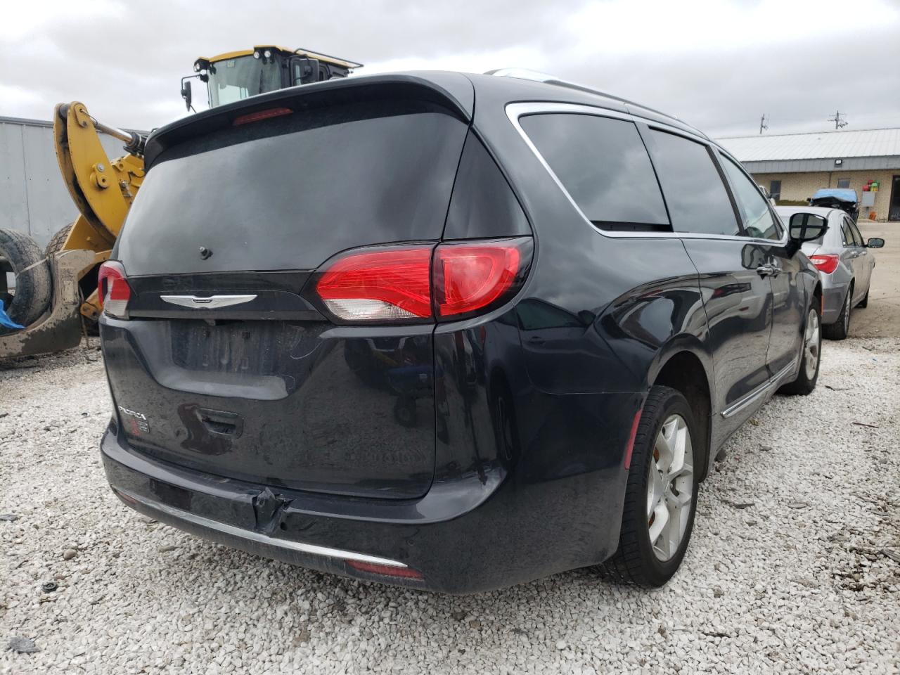 Photo 4 from auction – 2020 CHRYSLER PACIFICA T with VIN 2C4RC1BG6LR100970