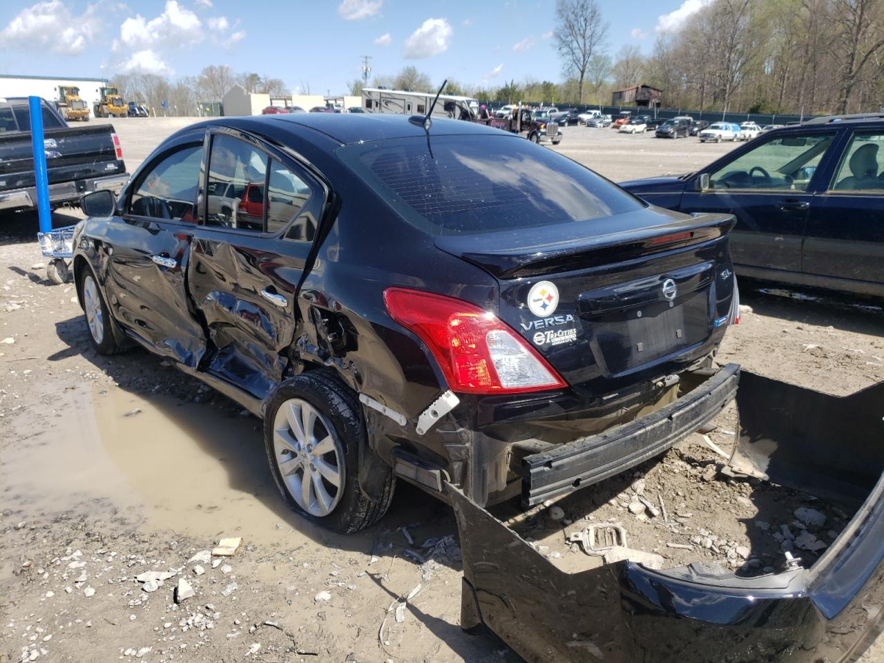 Photo 3 from auction – 2016 NISSAN VERSA S with VIN 3N1CN7AP6GL896033