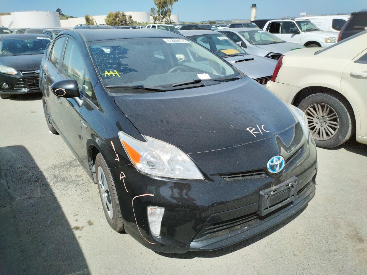 TOYOTA PRIUS 2014 with VIN JTDKN3DUXE0376057 - Photo from auction