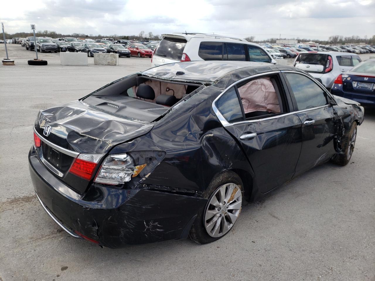 Photo 9 from auction – 2015 HONDA ACCORD EXL with VIN 1HGCR2F83FA222550