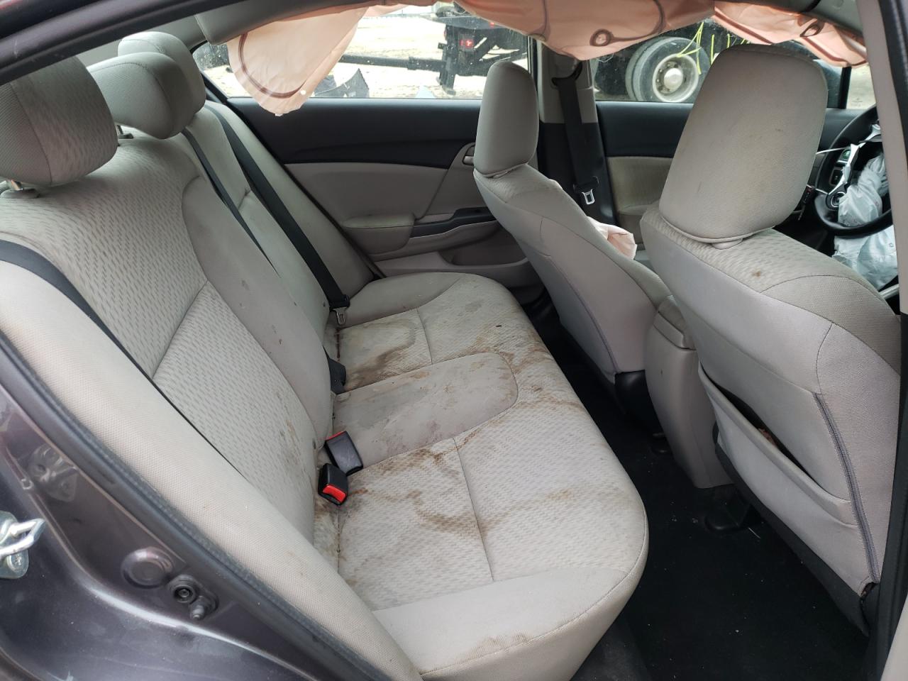 Photo 6 from auction – 2015 HONDA CIVIC LX with VIN 19XFB2F56FE277075