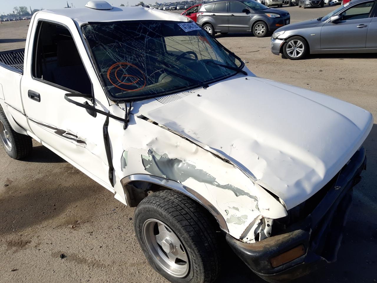 Photo 9 from auction – 1994 TOYOTA PICKUP 1/2 with VIN 4TARN81A2RZ249449