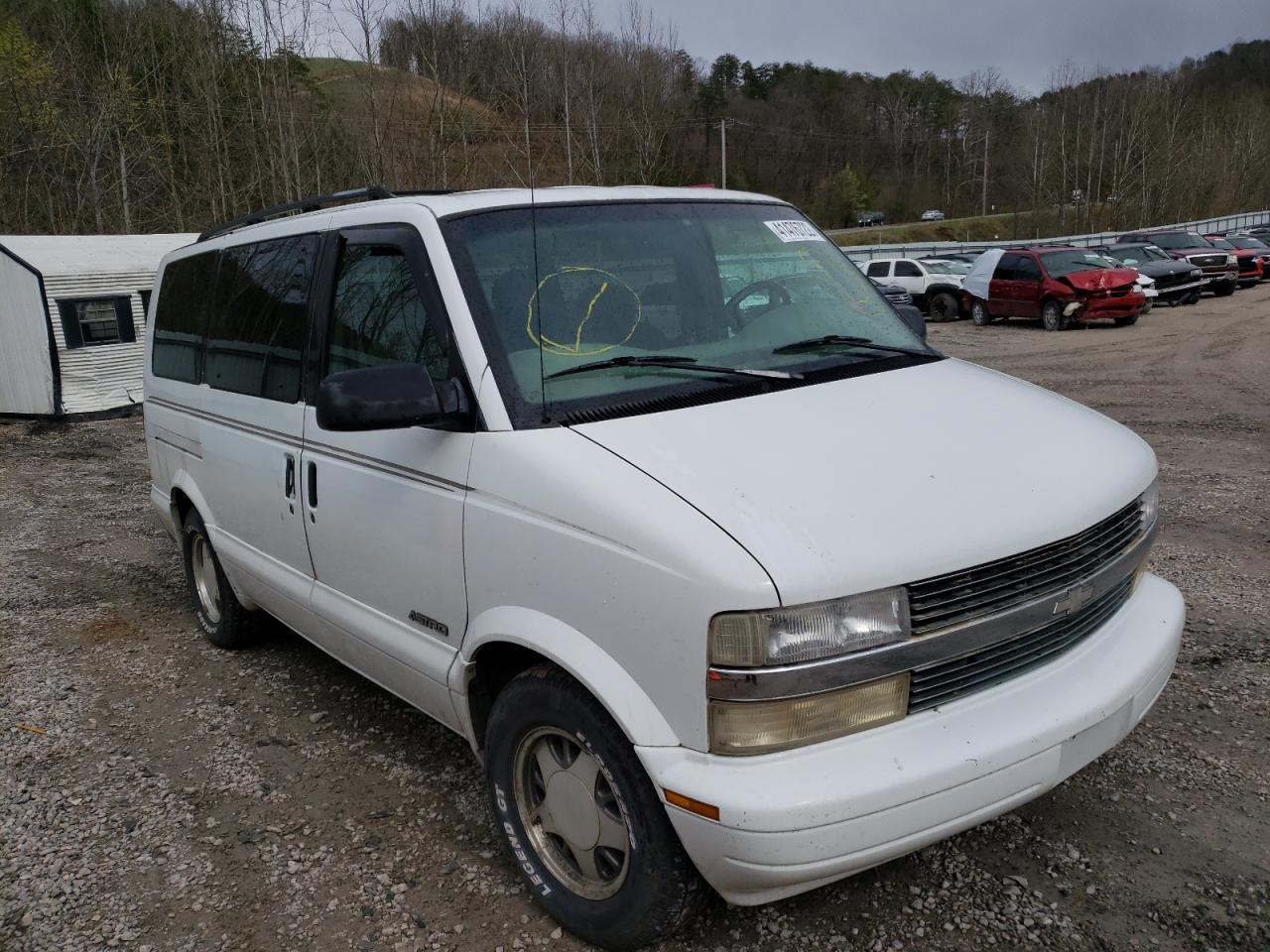 CHEVROLET ASTRO 2001 with VIN 1GNDM19W31B107561 - Photo from auction