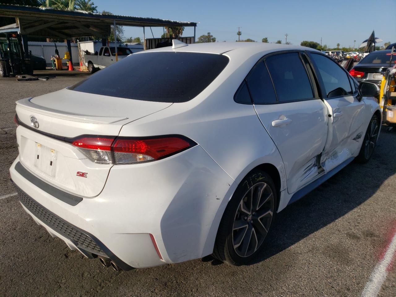 Photo 4 from auction – 2020 TOYOTA COROLLA SE with VIN 5YFS4RCE3LP047509