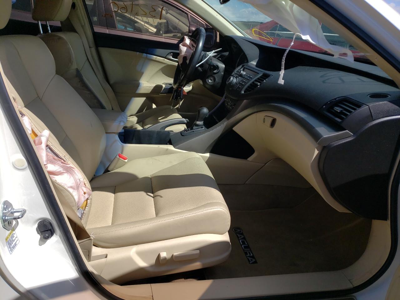 Photo 5 from auction – 2010 ACURA TSX with VIN JH4CU4F67AC002394