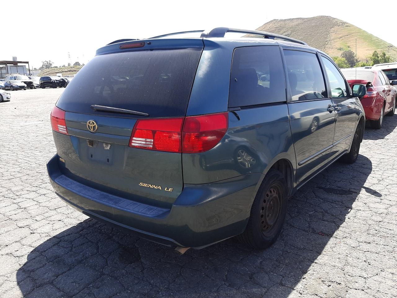 Photo 4 from auction – 2004 TOYOTA SIENNA CE with VIN 5TDZA23C54S048781