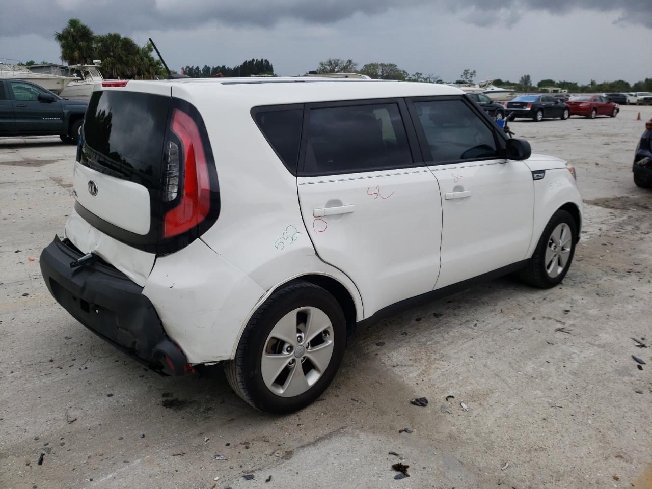 Photo 4 from auction – 2016 KIA SOUL with VIN KNDJN2A26G7403452