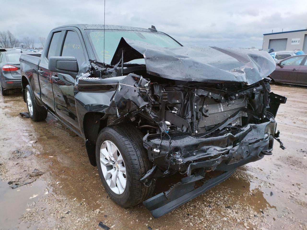 CHEVROLET SILVERADO 2020 with VIN 1GCRYBEF3LZ184522 - Photo from auction