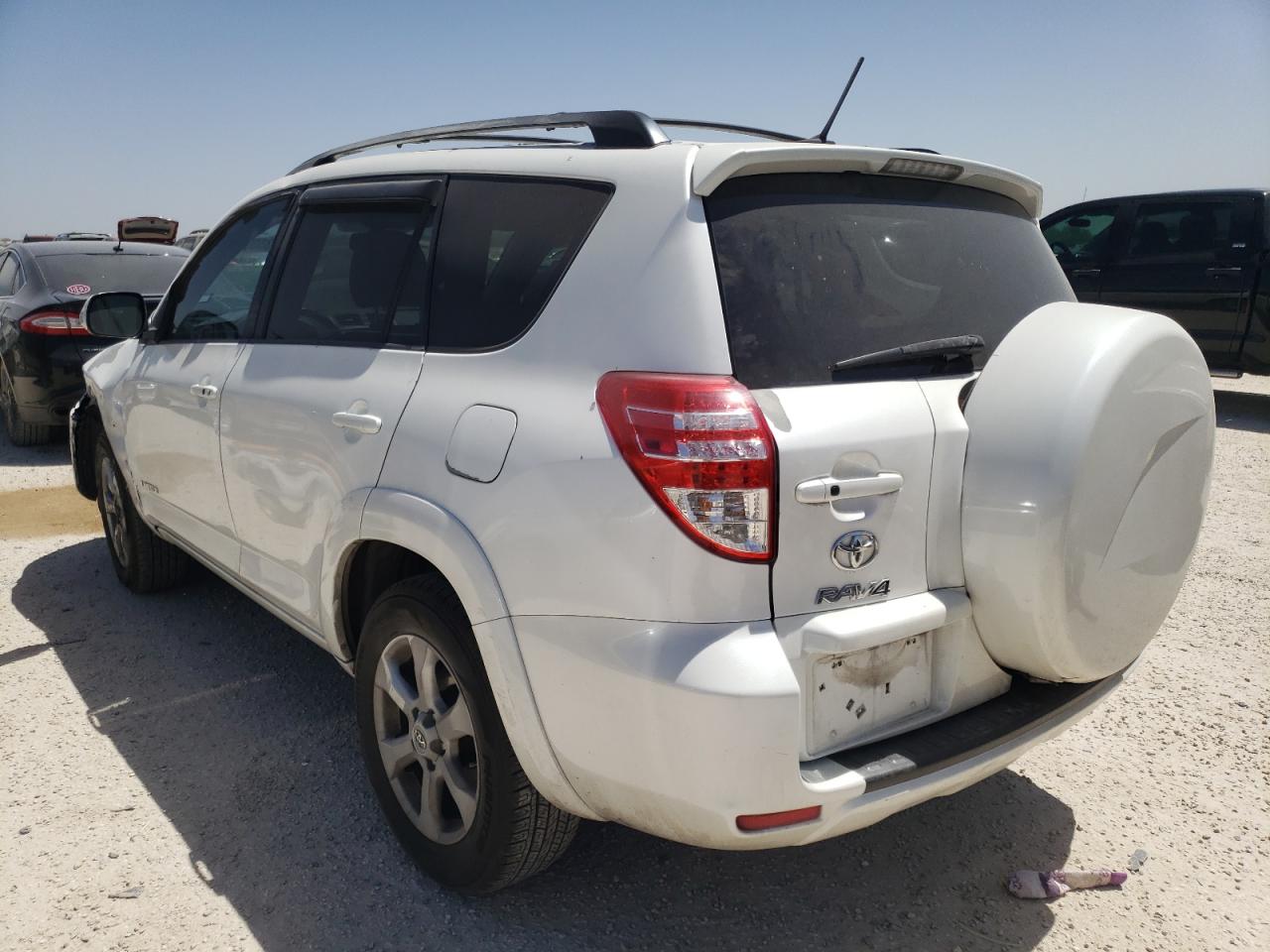 Photo 3 from auction – 2011 TOYOTA RAV4 LIMIT with VIN 2T3YK4DV4BW011396