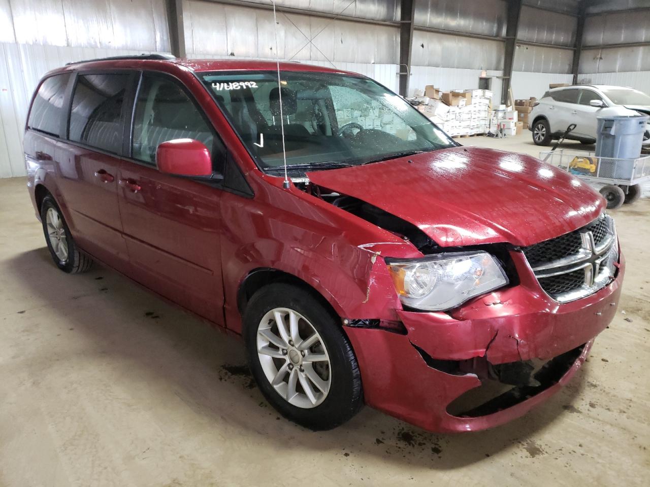 DODGE GRAND CARA 2015 with VIN 2C4RDGCG5FR555750 - Photo from auction