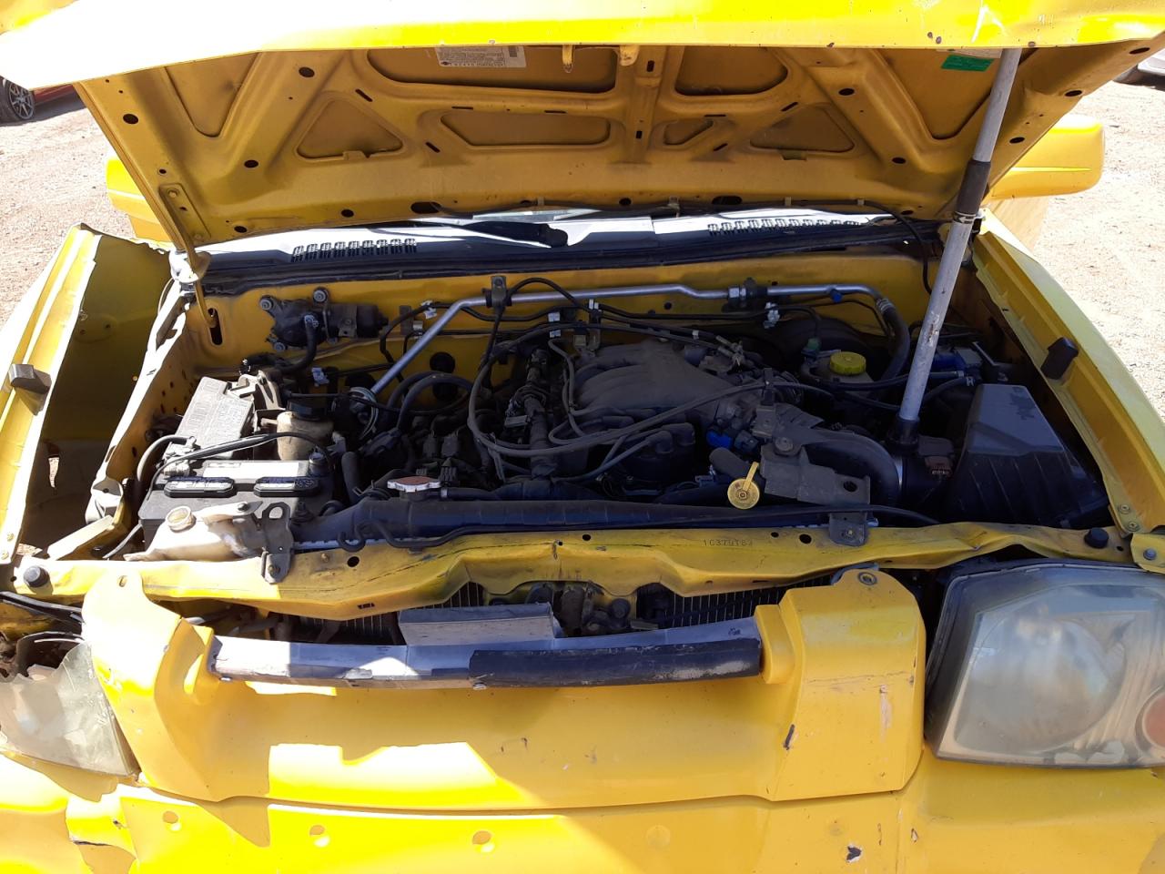 Photo 7 from auction – 2001 NISSAN FRONTIER C with VIN 1N6ED27T41C379183
