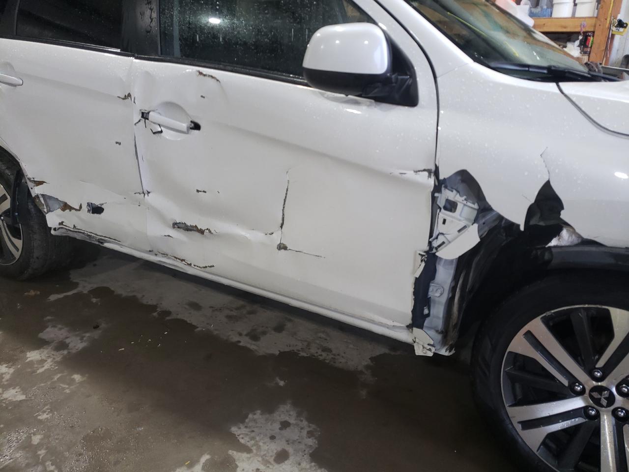 Photo 9 from auction – 2020 MITSUBISHI OUTLANDER with VIN JA4AR3AU3LU006833