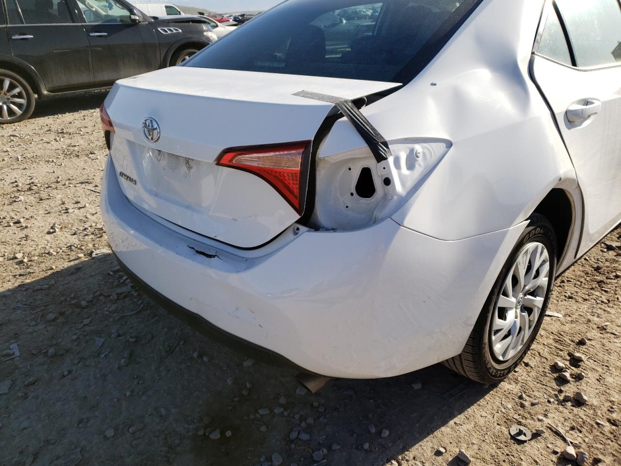 Photo 9 from auction – 2018 TOYOTA COROLLA L with VIN 5YFBURHE7JP849602