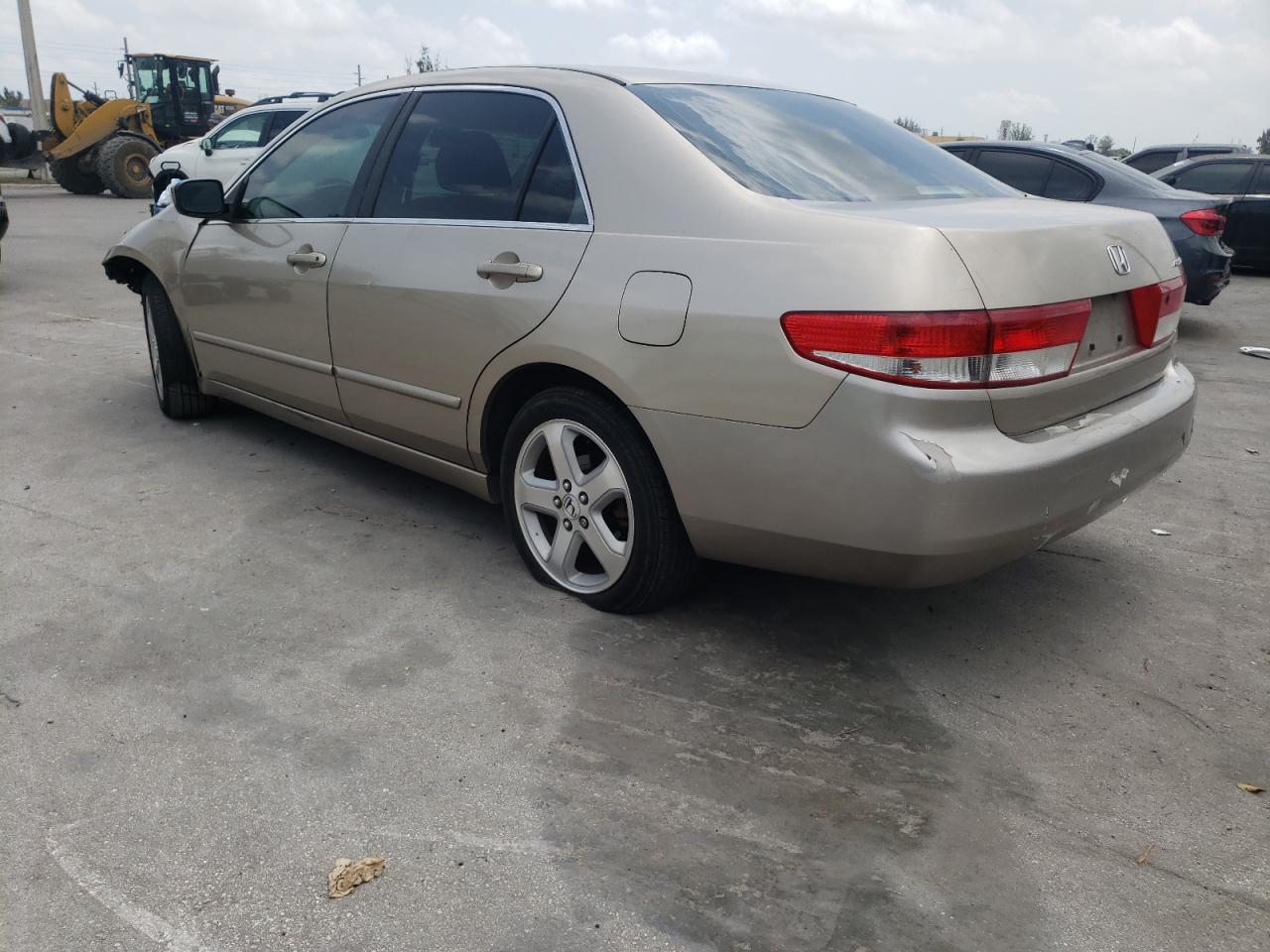 Photo 3 from auction – 2003 HONDA ACCORD EX with VIN JHMCM56613C048764