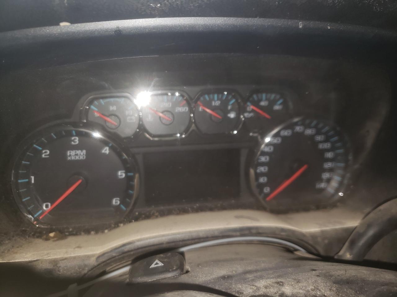 Photo 8 from auction – 2017 CHEVROLET SILVERADO with VIN 1GC2KZEG3HZ156232