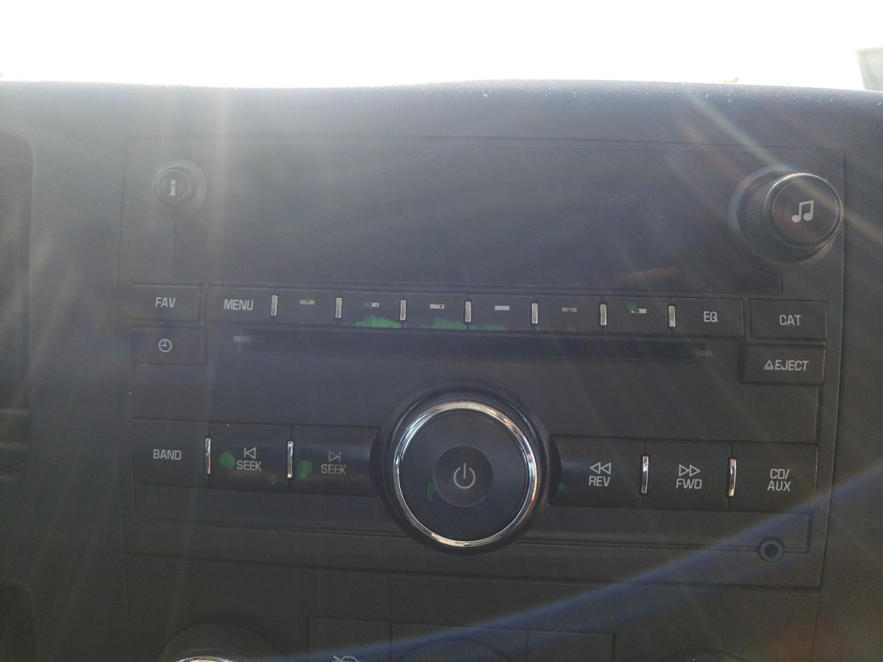 Photo 9 from auction – 2008 CHEVROLET SILVERADO with VIN 1GCEC14C28Z175235