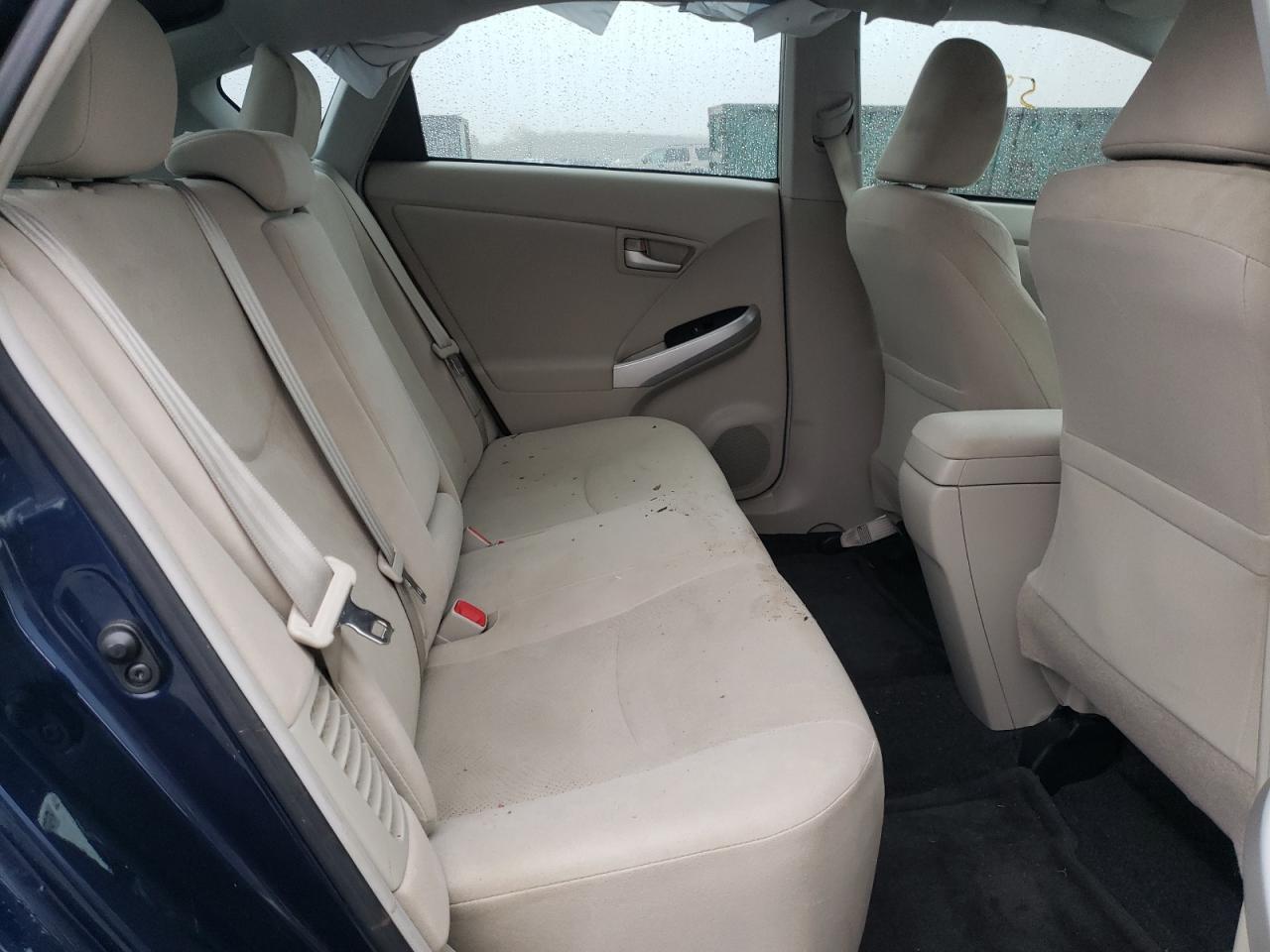 Photo 6 from auction – 2015 TOYOTA PRIUS with VIN JTDKN3DU0F1986853