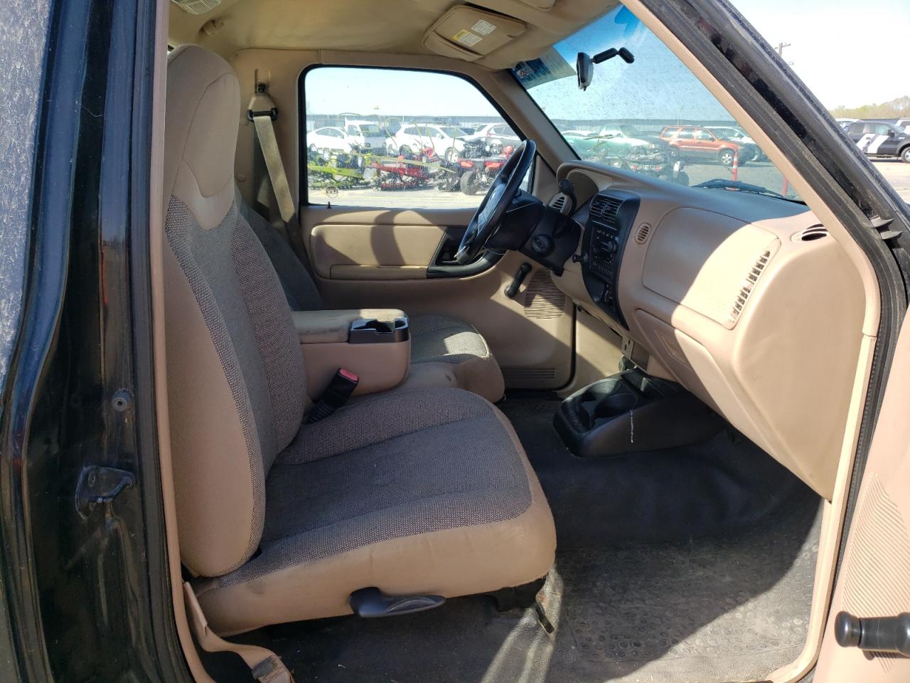 Photo 5 from auction – 2002 FORD RANGER with VIN 1FTYR10U82TA04929