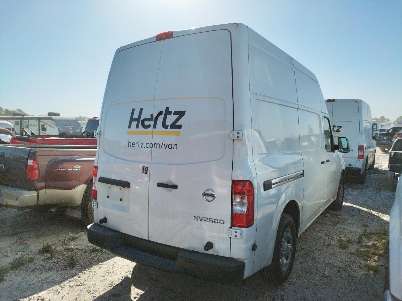 Photo 4 from auction – 2019 NISSAN NV 2500 S with VIN 1N6BF0LY7KN809331
