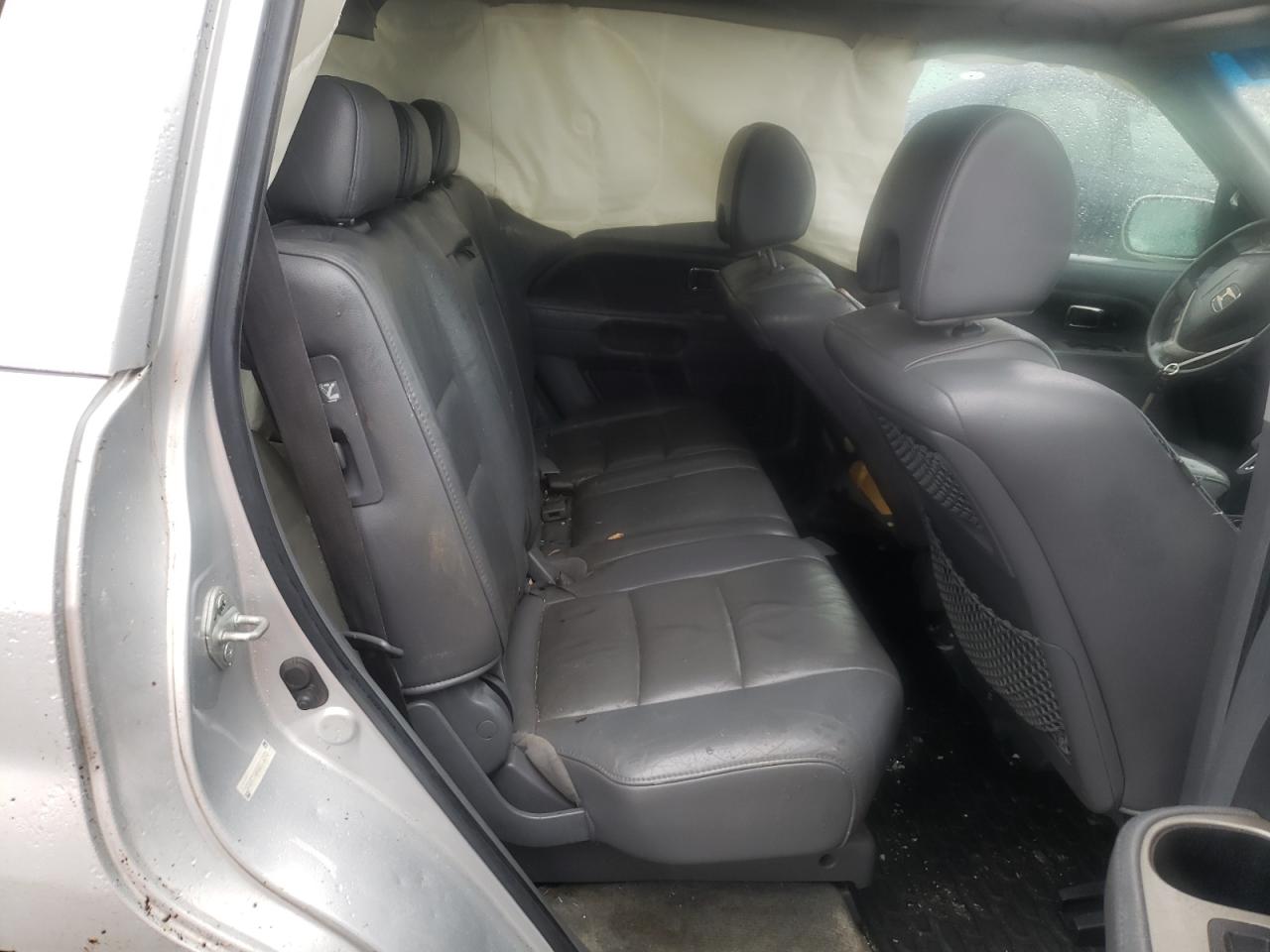 Photo 6 from auction – 2006 HONDA PILOT EX with VIN 5FNYF18696B016093