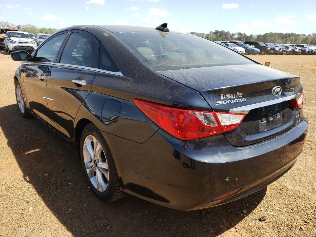 Photo 3 from auction – 2013 HYUNDAI SONATA SE with VIN 5NPEC4AC8DH583746