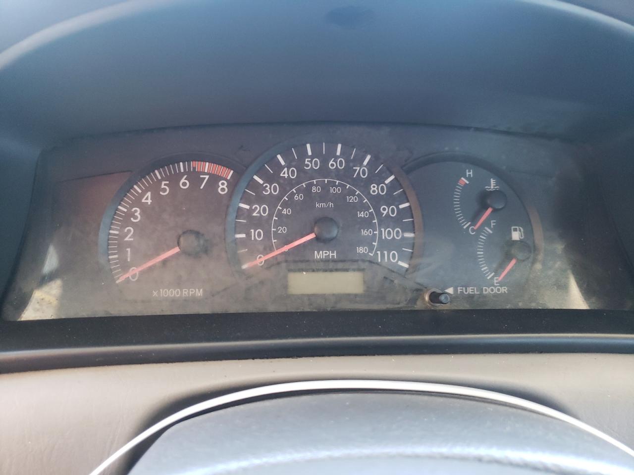 Photo 8 from auction – 2005 TOYOTA COROLLA CE with VIN 1NXBR32E75Z566872