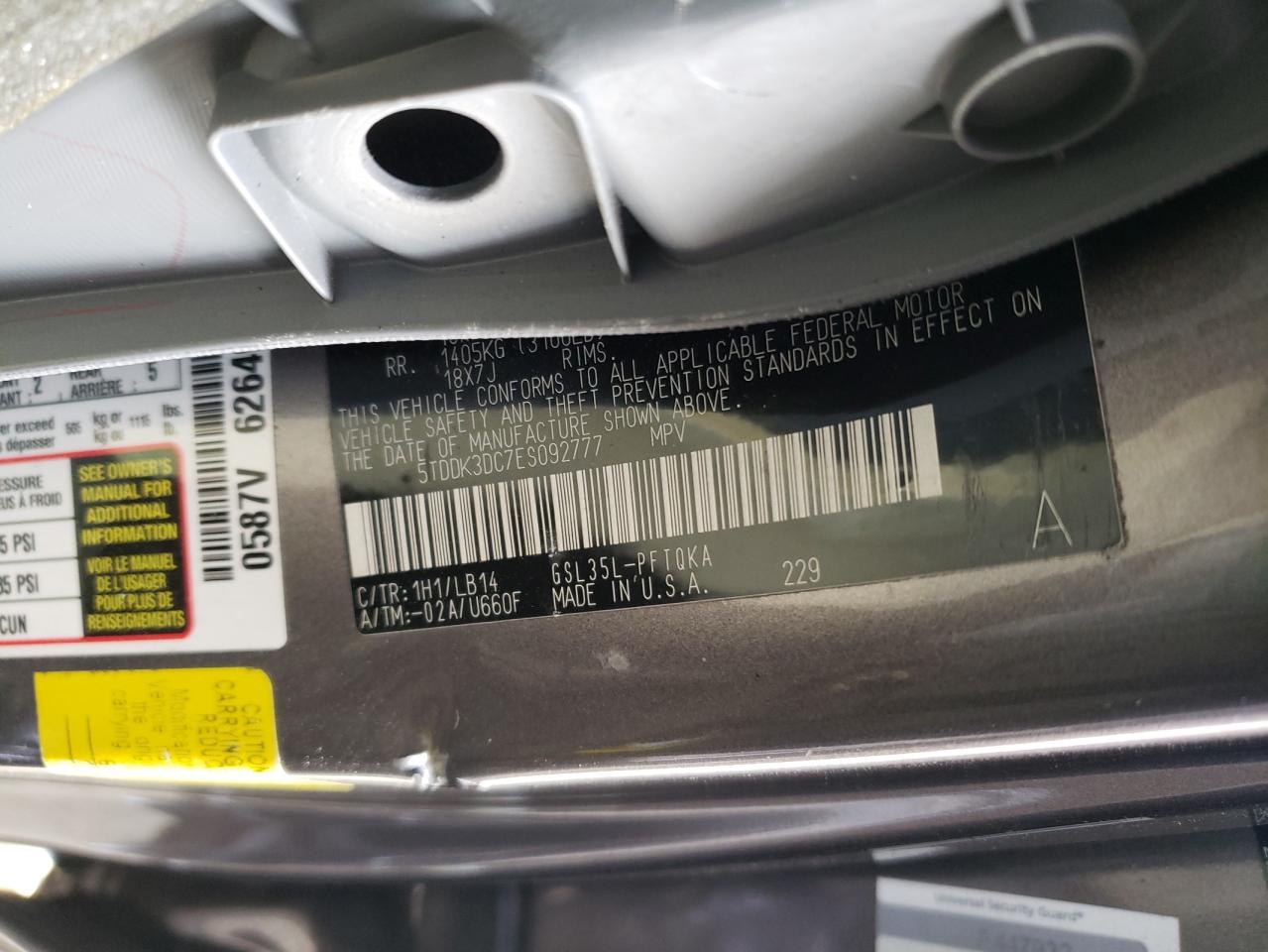 Photo 10 from auction – 2014 TOYOTA SIENNA XLE with VIN 5TDDK3DC7ES092777