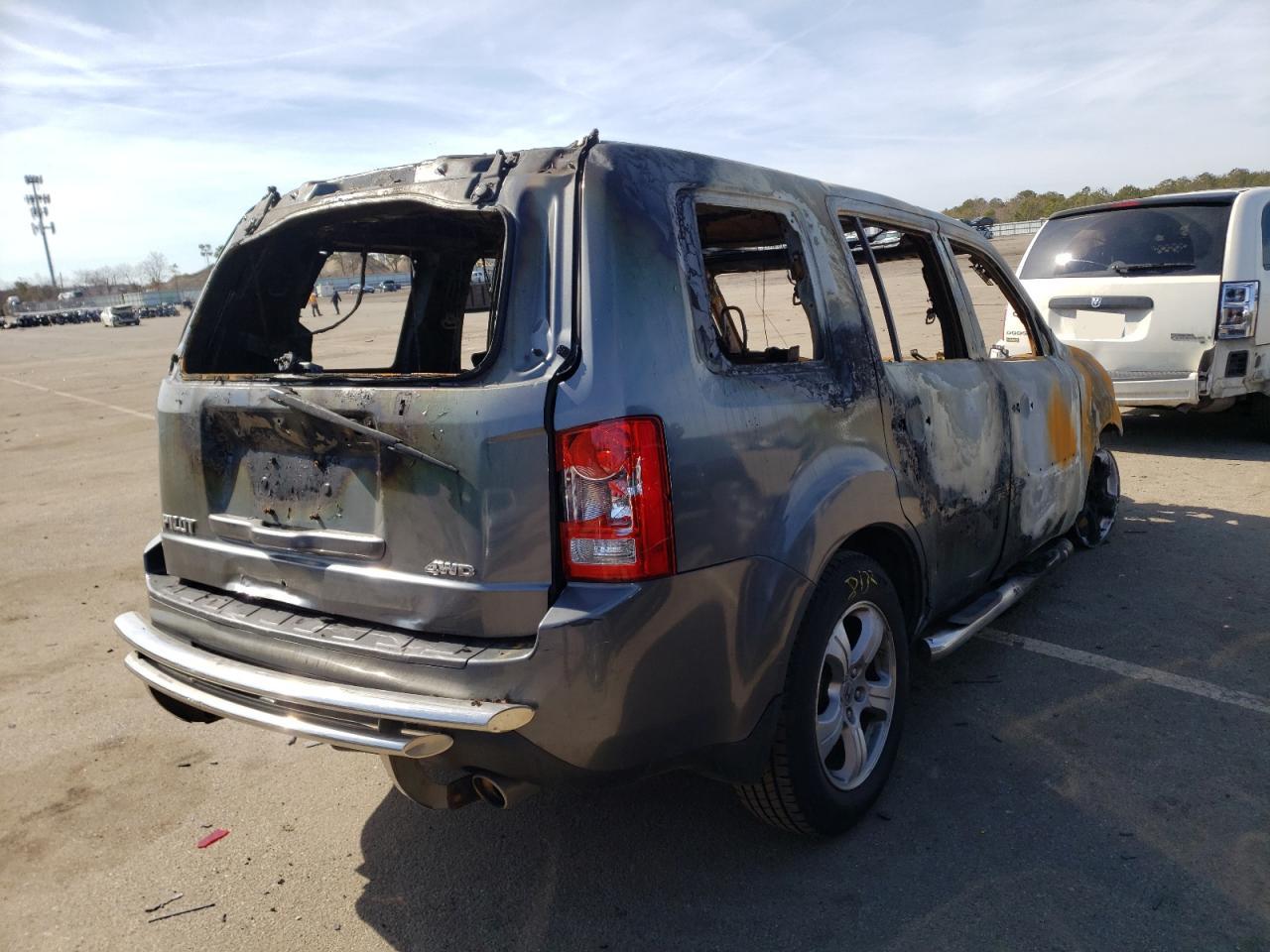 Photo 4 from auction – 2012 HONDA PILOT EXL with VIN 5FNYF4H50CB017458