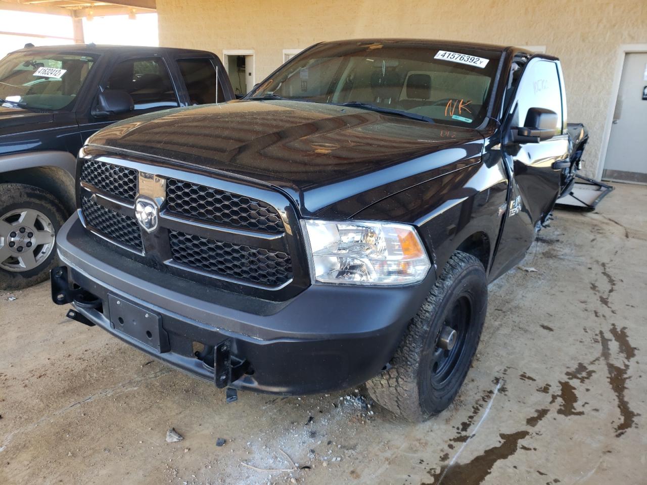 Photo 2 from auction – 2016 RAM 1500 SSV with VIN 1C6RR7XT5GS335573