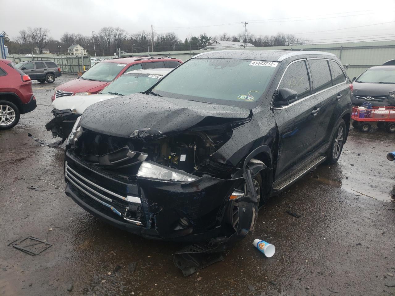 صورة رقم 2 من المزاد - 2018 TOYOTA HIGHLANDER مع VIN 5TDJZRFH1JS498252