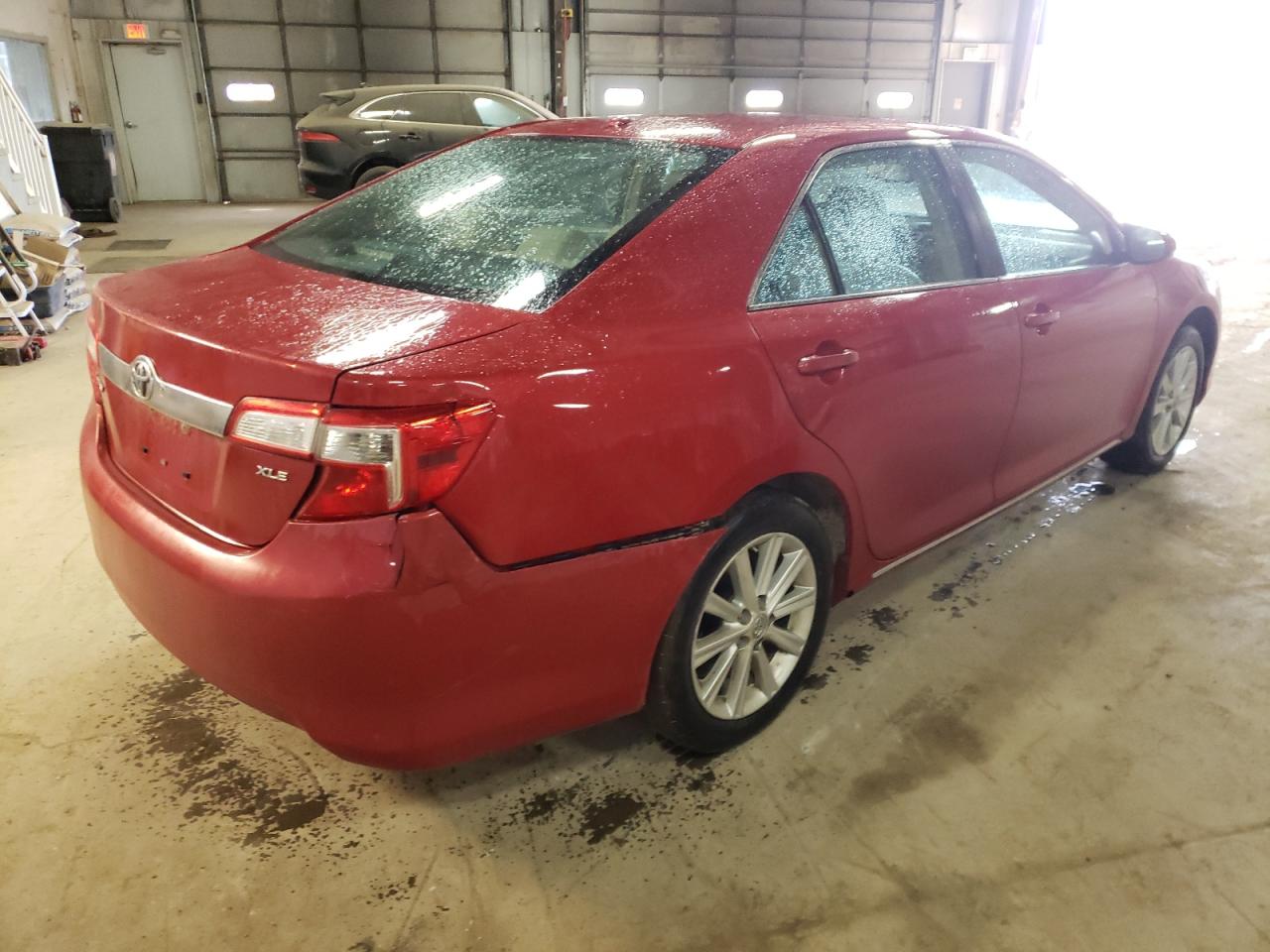 Photo 4 from auction – 2014 TOYOTA CAMRY L with VIN 4T1BF1FK8EU810445