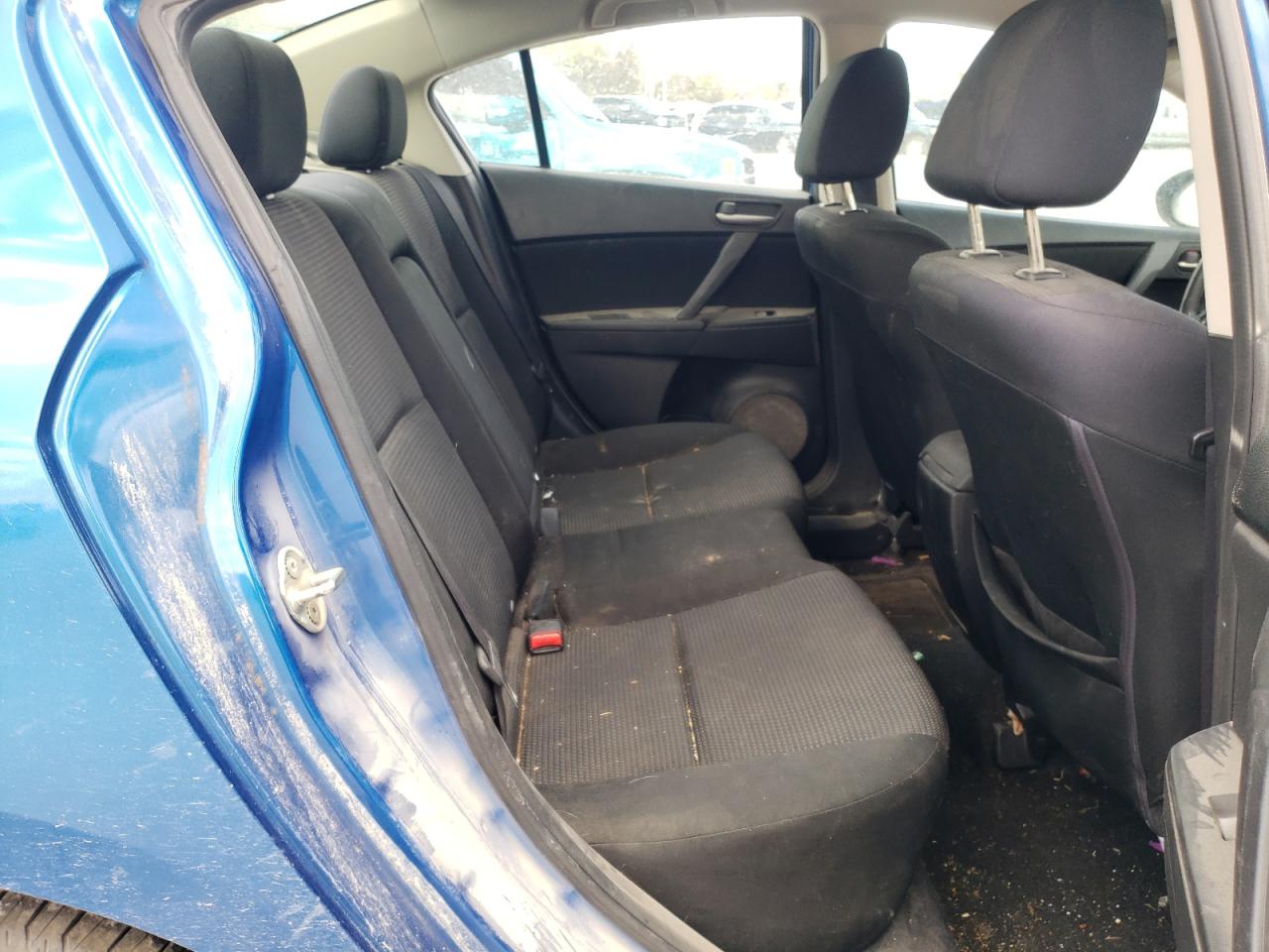 Photo 6 from auction – 2012 MAZDA 3 I with VIN JM1BL1V79C1656045