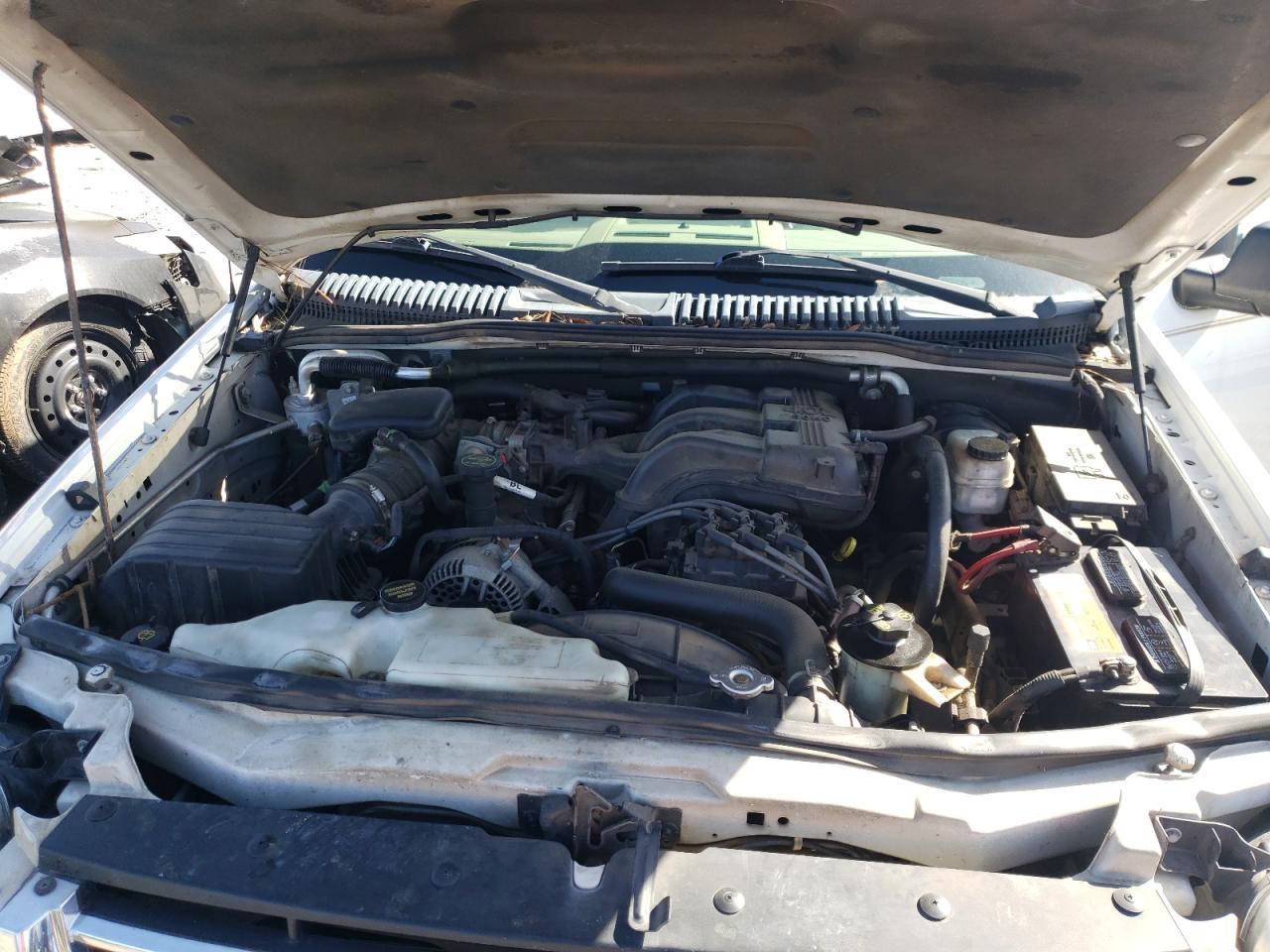 Photo 7 from auction – 2006 FORD EXPLORER X with VIN 1FMEU63E96UA26615