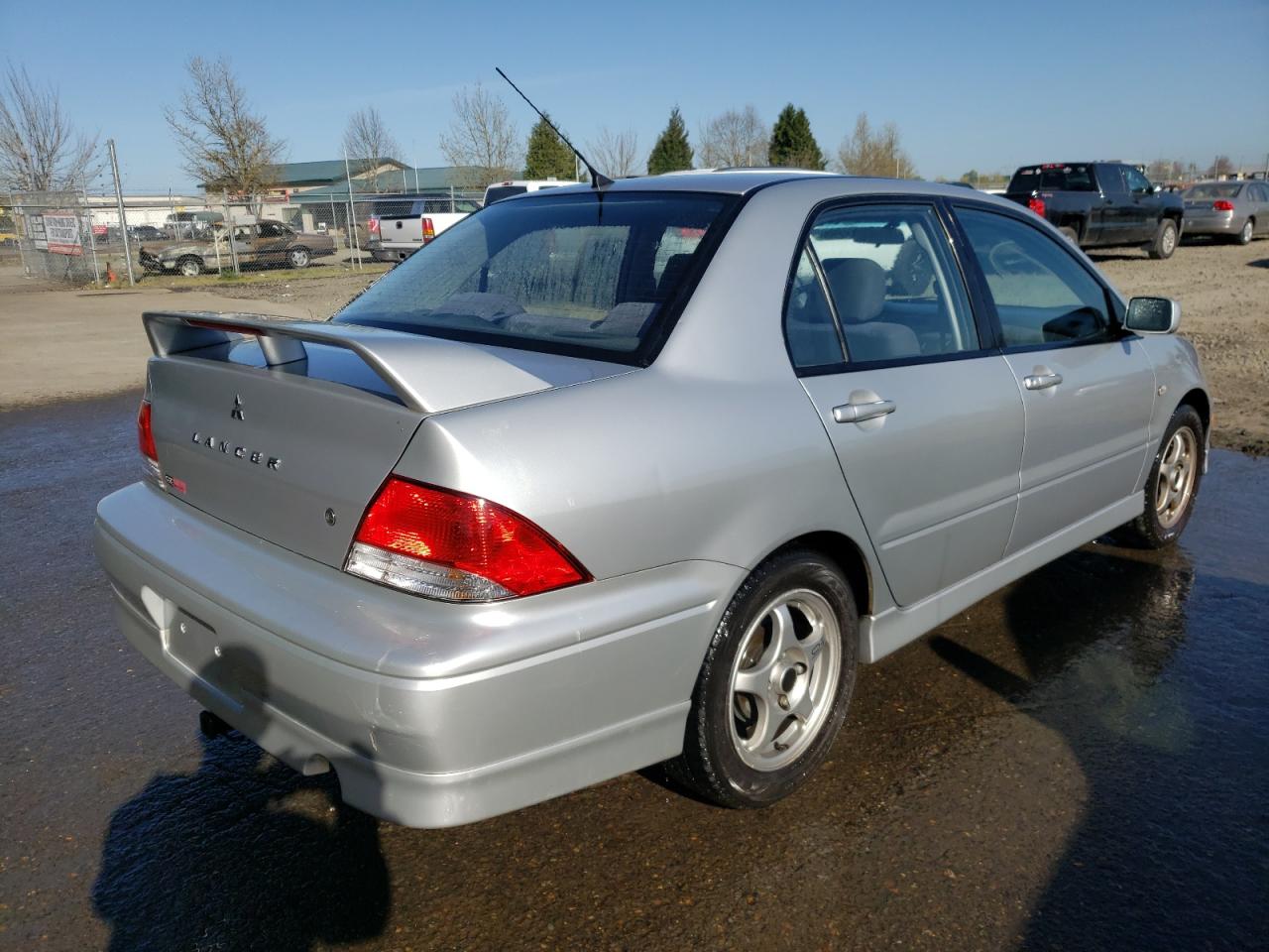 Photo 4 from auction – 2003 MITSUBISHI LANCER with VIN JA3AJ86E93U069414