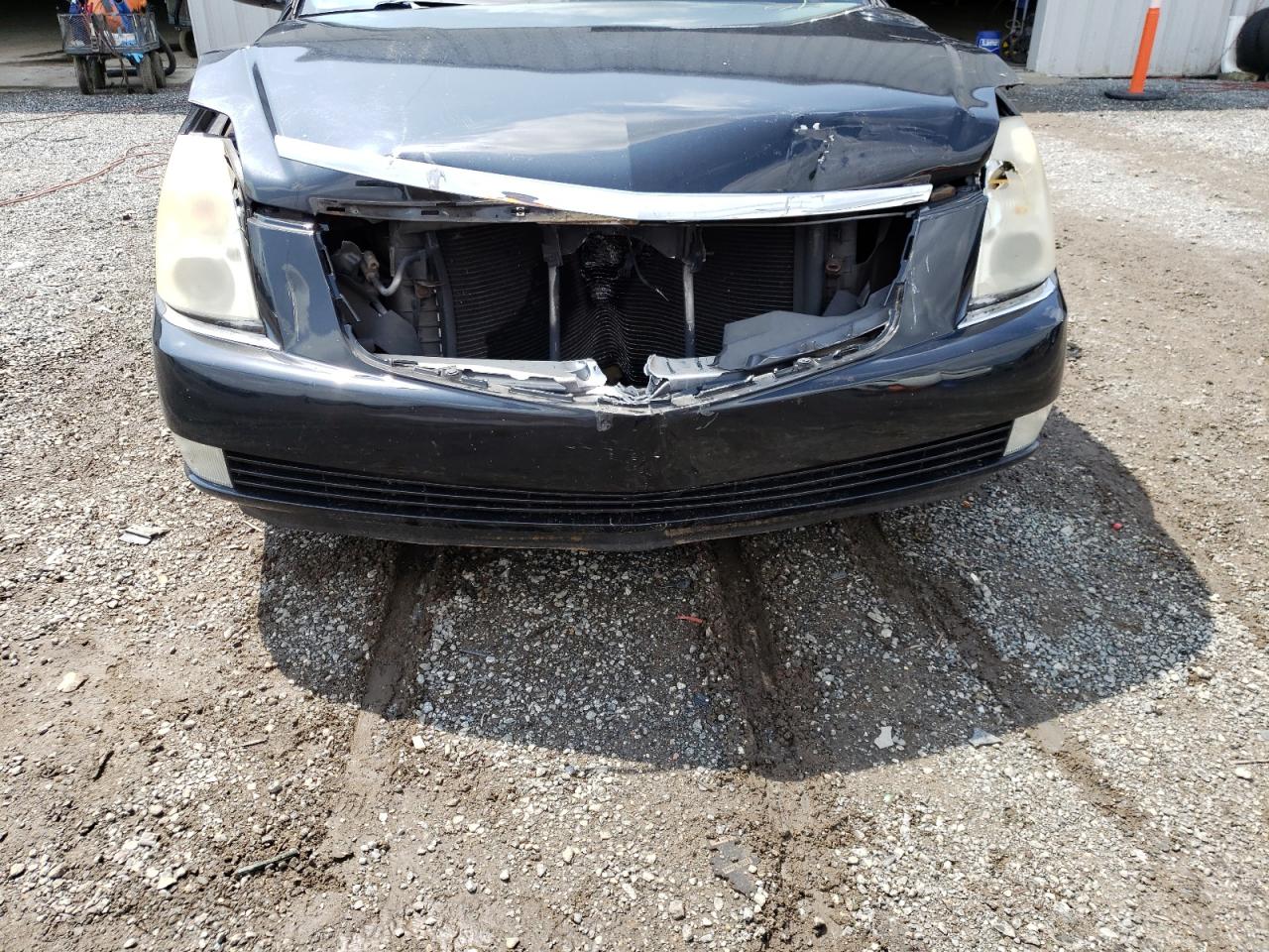 Photo 9 from auction – 2006 CADILLAC DTS with VIN 1G6KD57Y46U232630