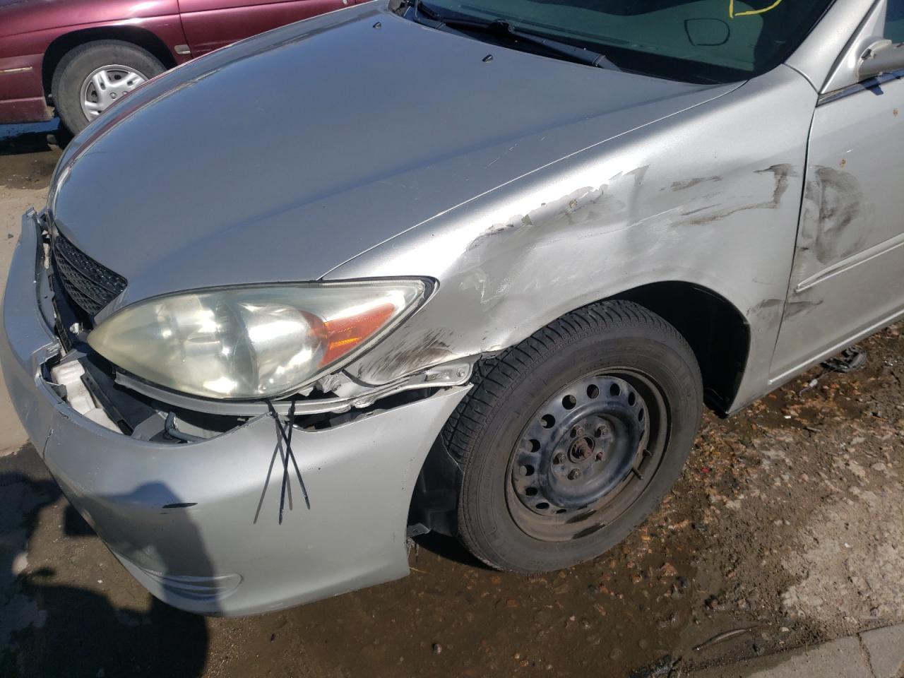 Photo 9 from auction – 2003 TOYOTA CAMRY LE with VIN 4T1BE32K23U121258