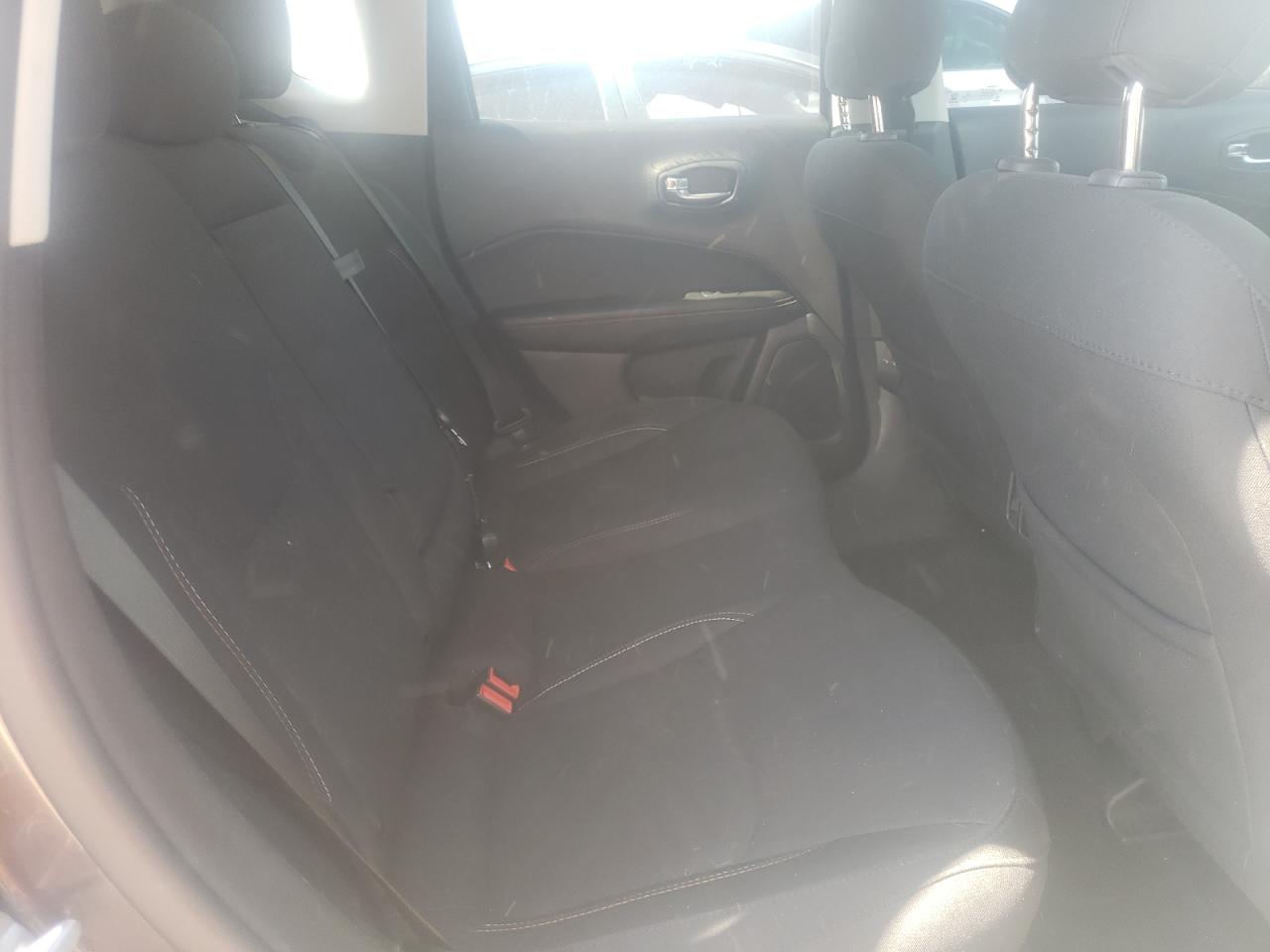 Photo 6 from auction – 2020 JEEP COMPASS SP with VIN 3C4NJCAB5LT169717