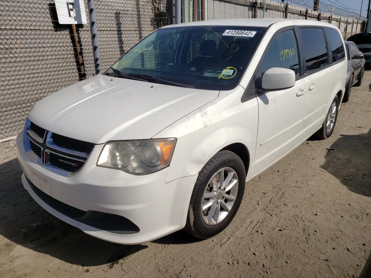 Photo 2 from auction – 2013 DODGE GRAND CARA with VIN 2C4RDGCGXDR688274