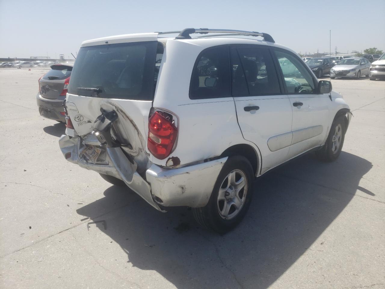 Photo 4 from auction – 2005 TOYOTA RAV4 with VIN JTEGD20V150049527