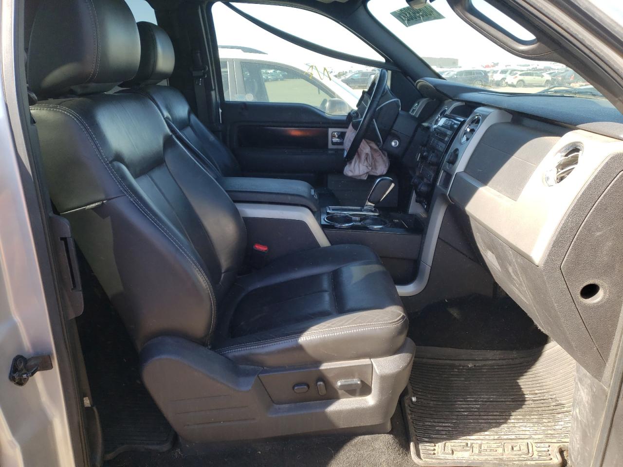 Photo 5 from auction – 2011 FORD F150 SUPER with VIN 1FTFX1ET6BFC34514